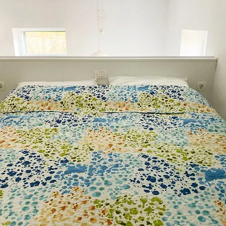 Διαμέρισμα Orchard On Rokova St - 5 Min Walk To The Old Town Of